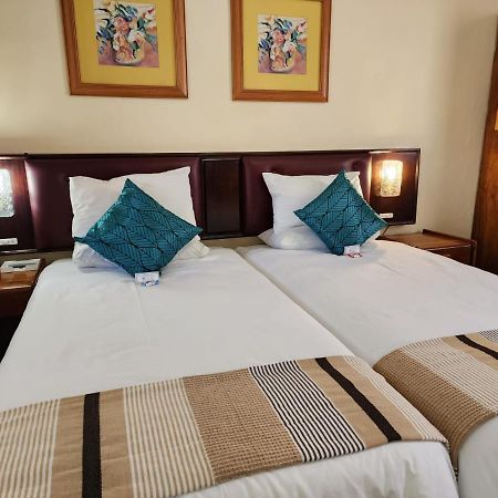 Royal Hotel ليديسميث المظهر الخارجي الصورة